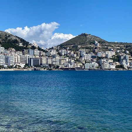 Blue Breeze Attic Apartments Sarande Bagian luar foto